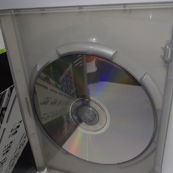 Grand Theft Auto IV Platinum Hits Xbox 360 - Picture 4 of 6